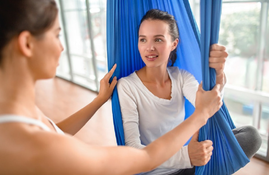 エアリアルヨガパーソナルトレーニング