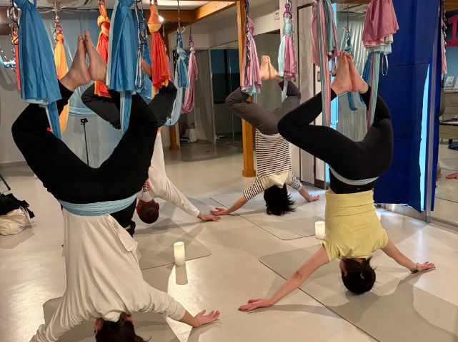 エアリアルヨガ講座